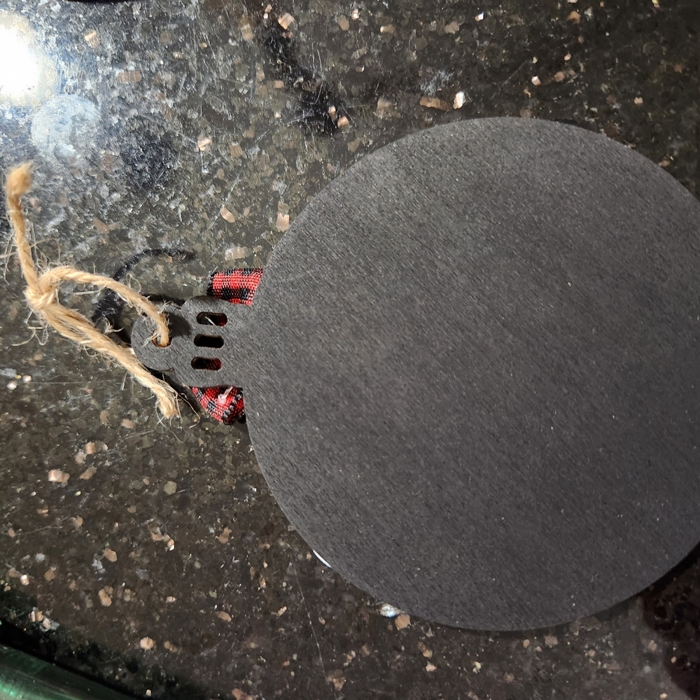 🎄BELIEVE Wooden Christmas Ornament🎄 - Picture 2 of 2